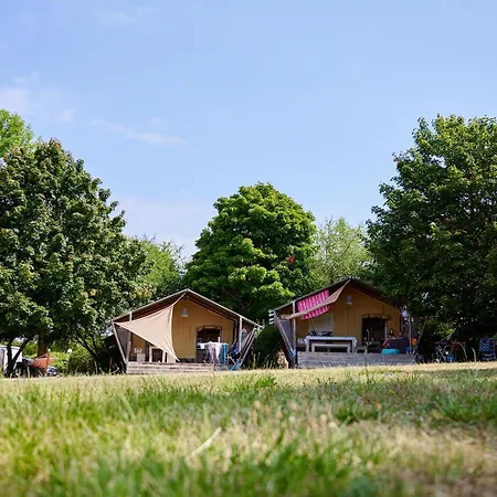 豪华帐篷 Glamping Loire Valley *